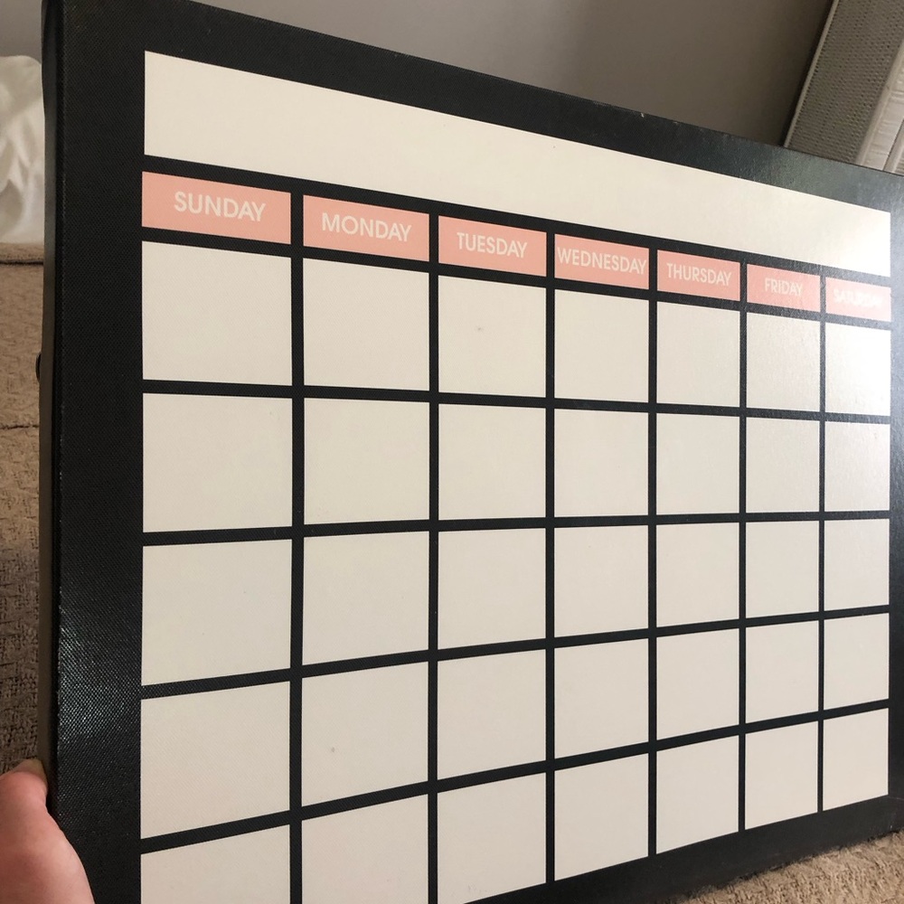 Dry Erase Calendar - Picture 2 of 4